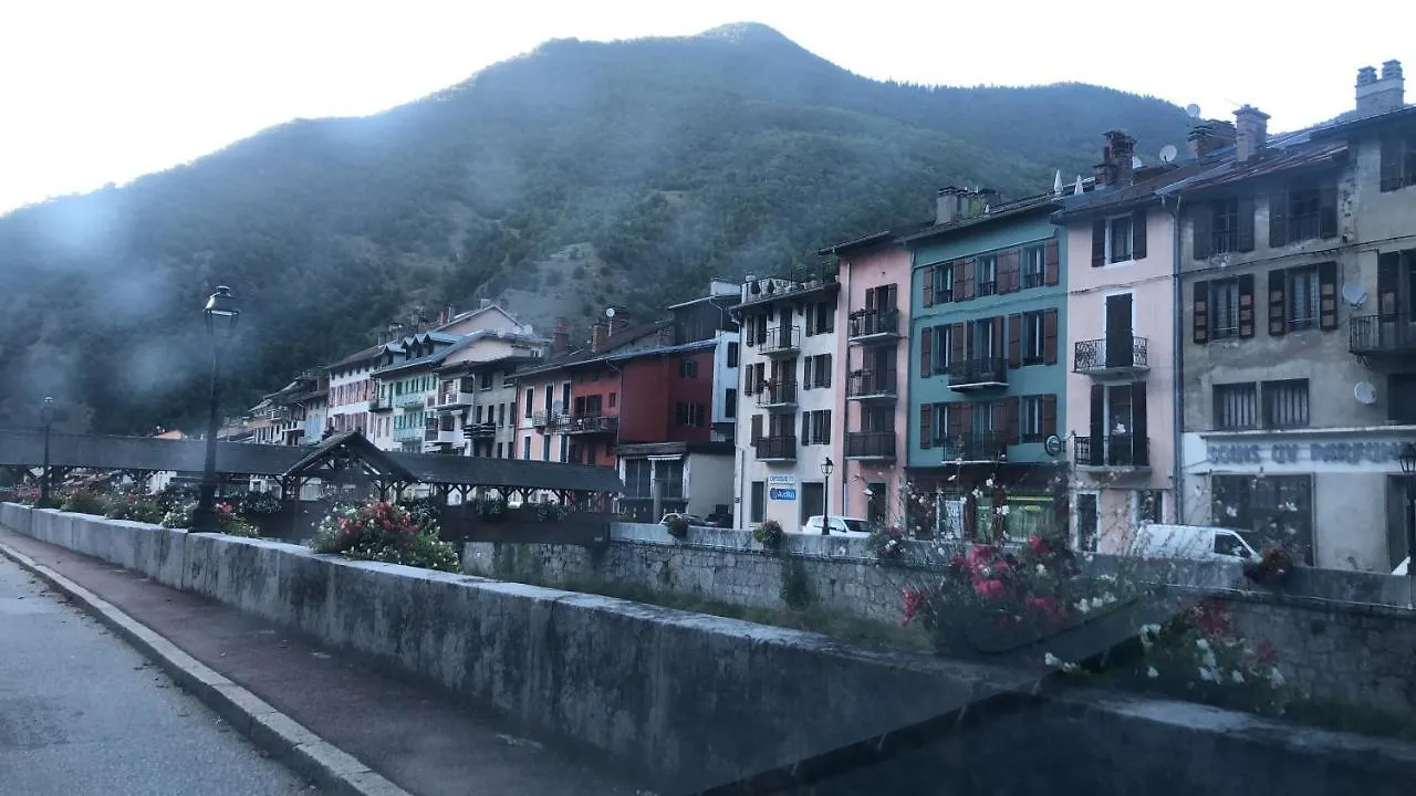 Studio In Moutiers Apartment